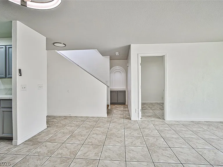 9285 Casa Christina Ln — Photo 8