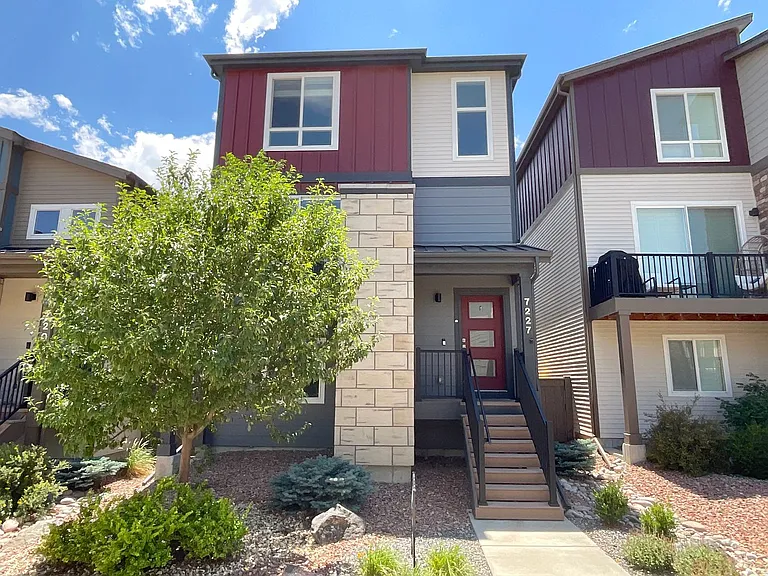 7227 Berrybrook Ln — Photo 1