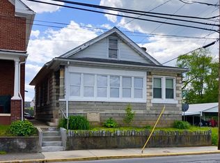 609 W Race St, Martinsburg, WV 25401
