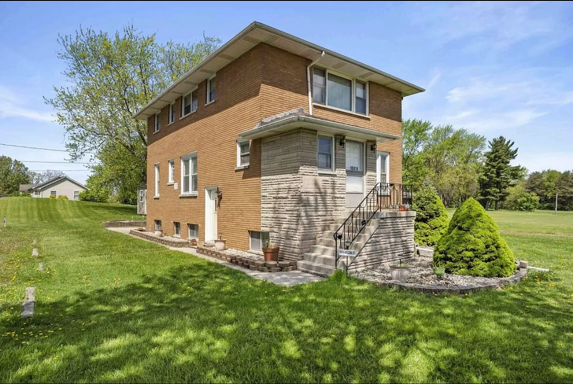 2 bed, 1000 sqft, $1,400 — Photo 2