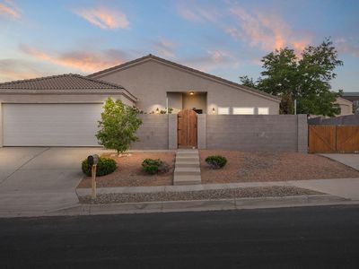 4700 Crestridge Ave NW, Albuquerque, NM, 87114