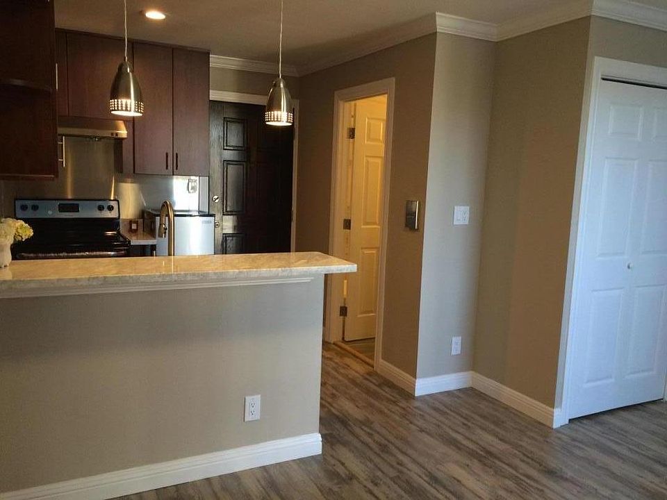 1st image of 500 El Camino Real APT 204