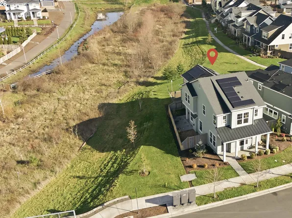 7039 SE Chinquapin Dr, Hillsboro, OR 97123