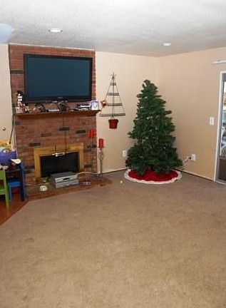 3rd image of 13116 Casa Grande Ave
