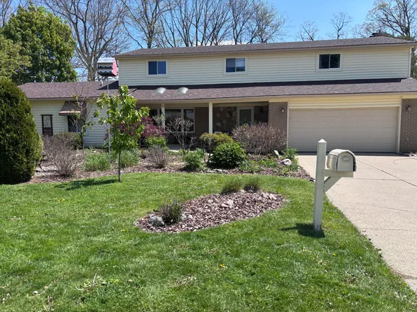 630 Archwood Dr, Ann Arbor, MI 48103