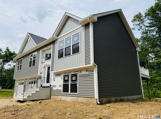 874 Brook Rd, Hampton, CT 06247