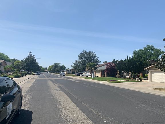 5th image of 2357 Shropshire Dr