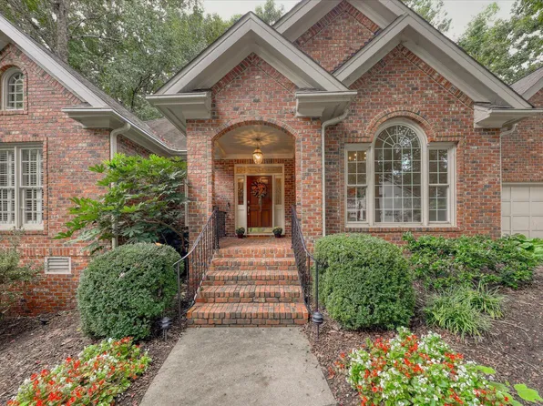 1904 Merion Pl, Raleigh, NC 27615