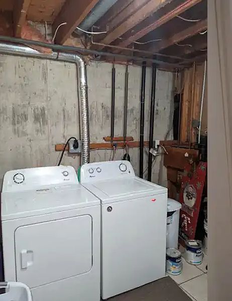 Winnipeg Apartment for rent - 4 Bedrooms — photo 8