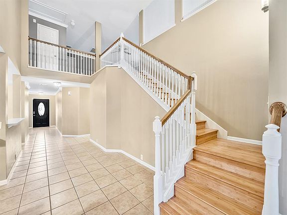 5th image of 18306 Atasca Woods Trce