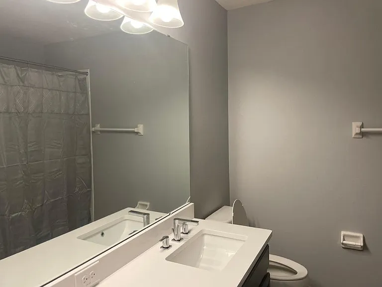 Second bathroom upstairs near 2nd and 3rd bedrooms