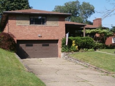 145 Elatan Dr, Pittsburgh, PA, 15243