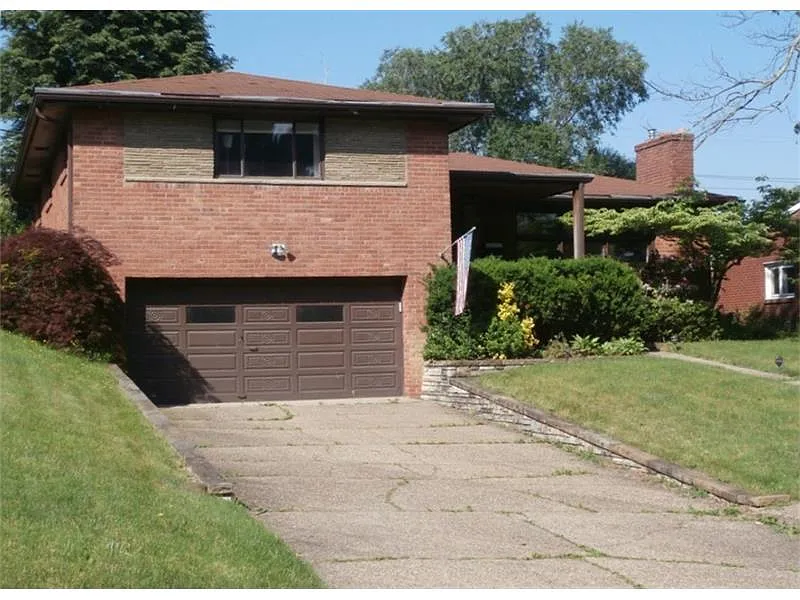 145 Elatan Dr photo 1