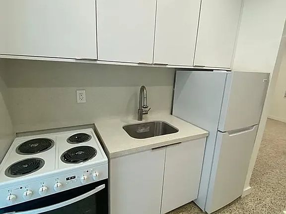 3rd image of 666 NW 35th St #2