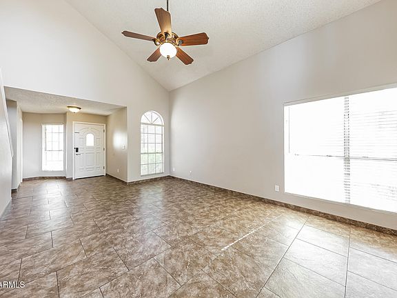 5th image of 525 E TARO Lane