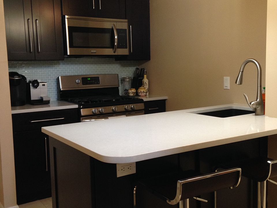 1st image of 175 Zoe St APT 6R