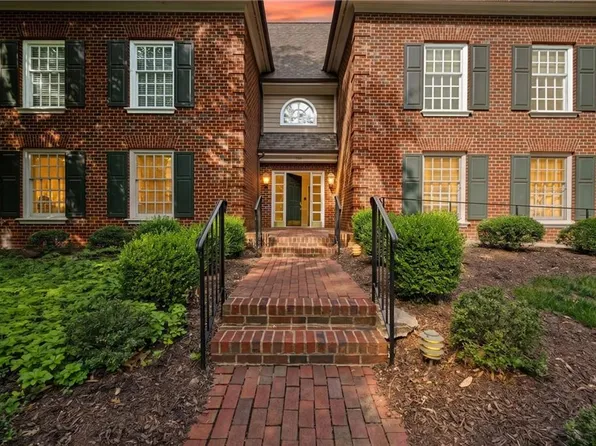237 Woodmere Dr, Williamsburg, VA 23185