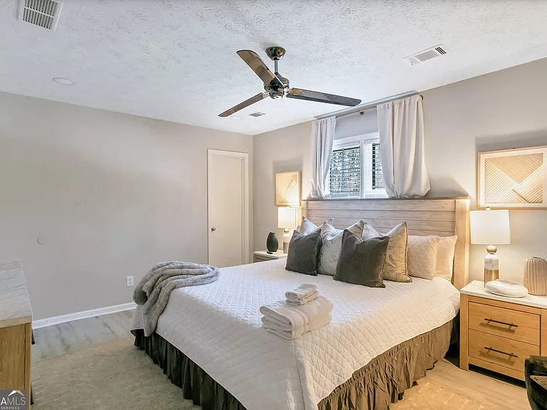 65 Juliana Dr — Photo 12