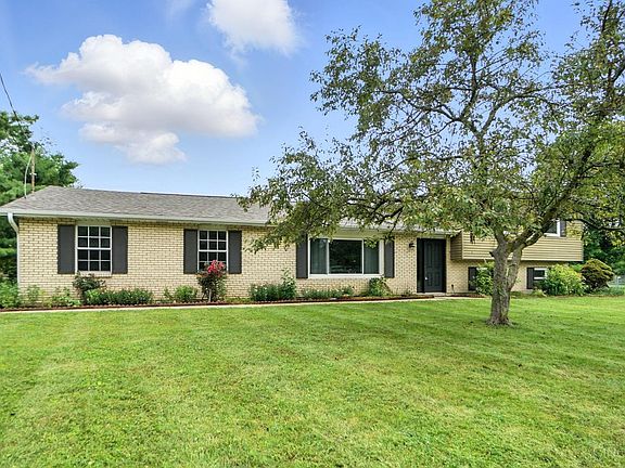 4th image of 1 Woodbrook Ct