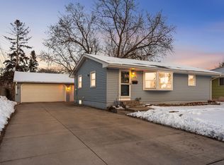 5558 Vera Cruz Ave N, Crystal, MN 55429