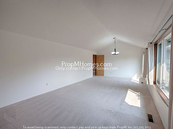 4th image of 2573 Pimlico Dr