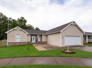 1316 E Kara Ln, Rogers, AR 72758