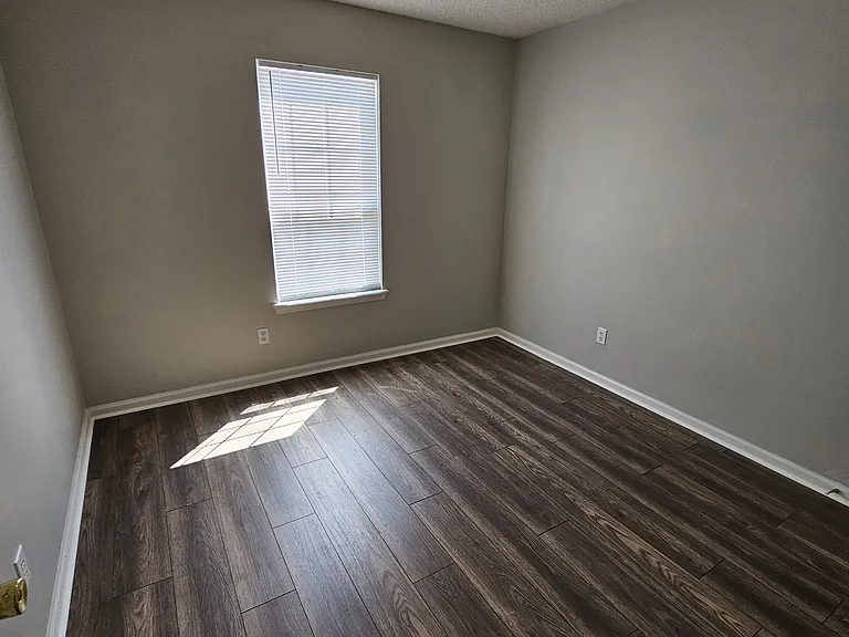 2904 Callaway Cir — Photo 10