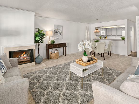 2nd image of 401 100th Ave NE APT 216