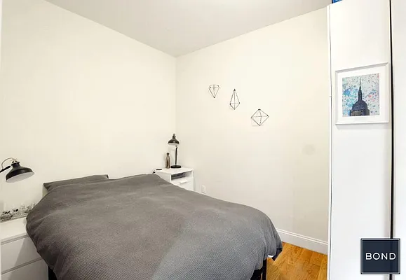 Rented by Bond New York | media 28