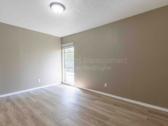 5th image of 4590 W Kiest Blvd APT 2103
