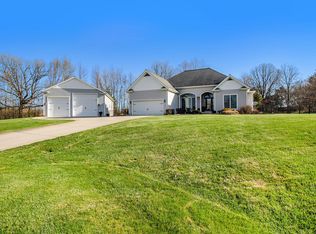 2725 Carric Ct, Jackson, MI 49201