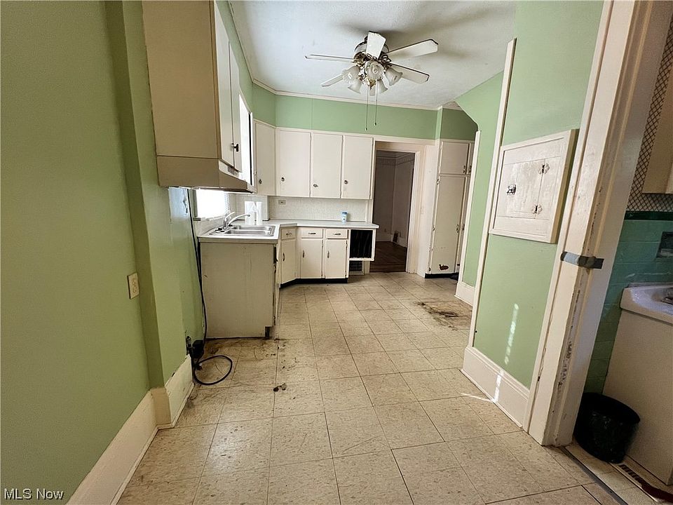 919 Hamlin St, Akron, OH 44320 Zillow