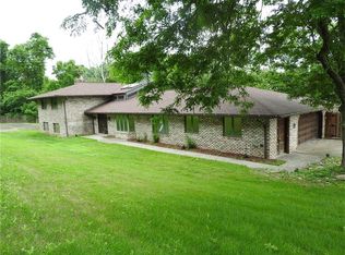 875 Missionary Dr, Pittsburgh, PA 15236