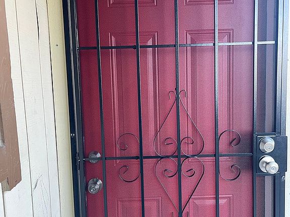 5th image of 1216 South Ave APT B