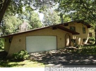 1411 W Danube Rd, Fridley, MN 55432