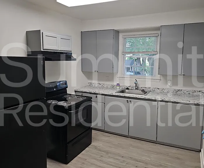 605 Betty St #B — Photo 7