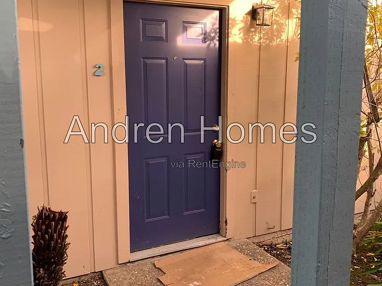 150 Sea Ridge Ct #2 — Photo 31