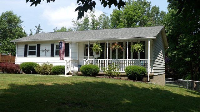 1st image of 22078 Russet Dr