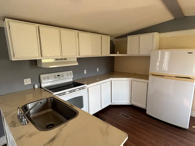 3055 Alice Dr — Photo 5