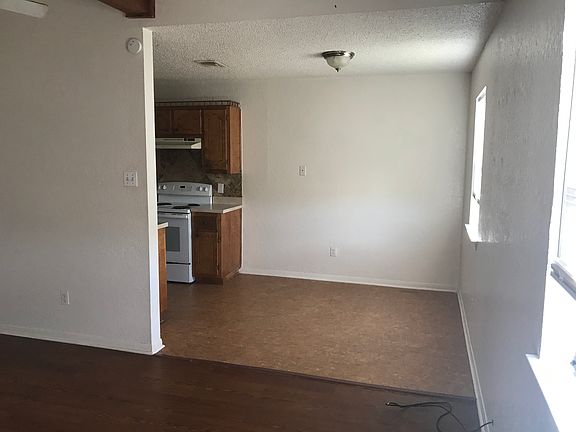 3rd image of 503 Northern Dove Ln APT D
