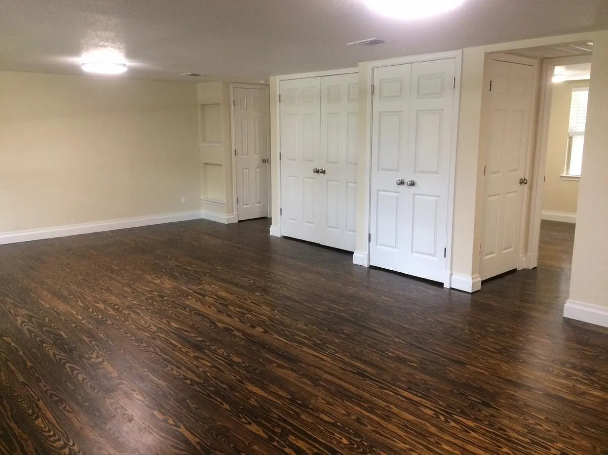 3 bed, 1200 sqft, $1,375 — Photo 4