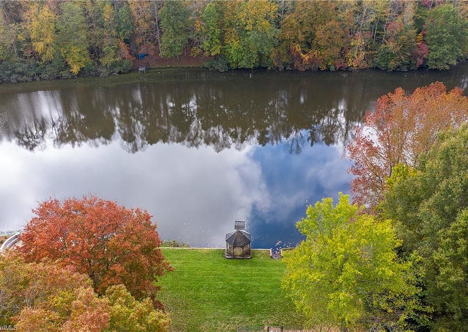 1st image of 248 Riverwood Dr