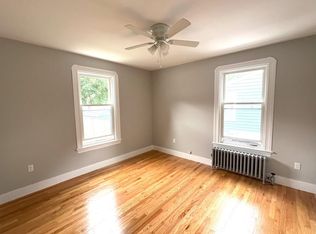 20 Batchelder St, Melrose, MA 02176