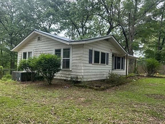 3rd image of 433 Arrow Rd