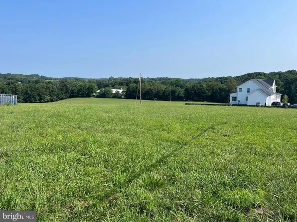 540 Watersville Rd, Mount Airy, MD 21771