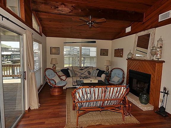 5th image of 22202 Deaf Smith Dr