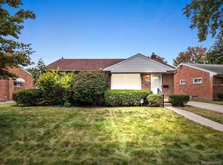 24640 Orangelawn Ave, Redford, MI 48239