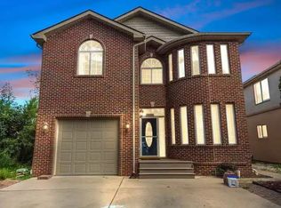 3165 Kenrick St, Keego Harbor, MI 48320