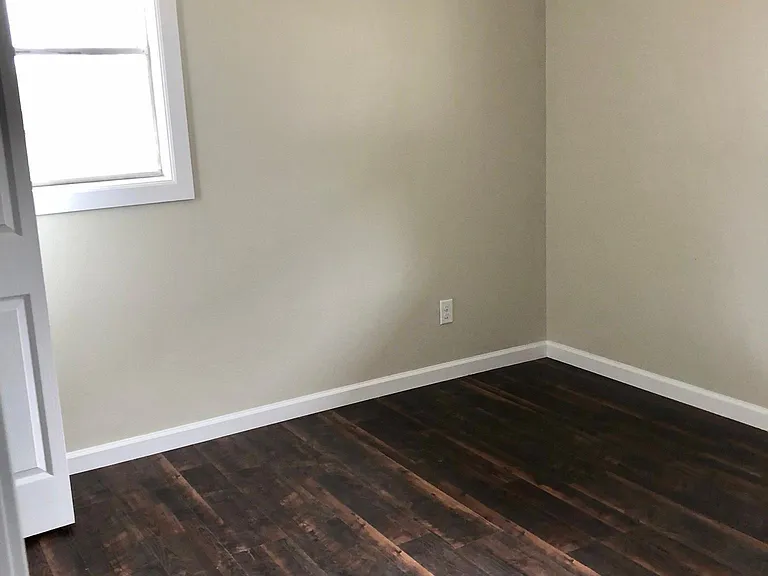 1331 Darrell St — Photo 10
