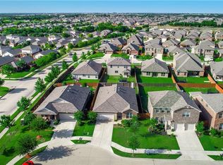 4120 Dragonfly Ct, Heartland, TX 75126